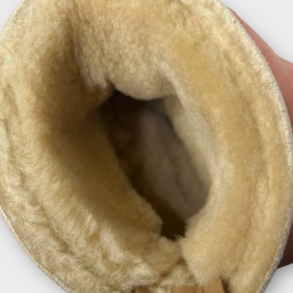 No. 6 5" Pull on Shearling Clog Boot on Mid Heel in Natural and Khaki Size 38 - Picture 13 of 16